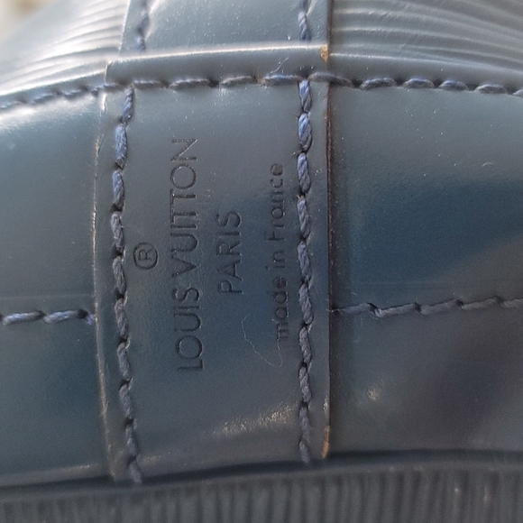 Louis Vuitton Blue Epi Leather Noe Bucket Bag - Picture 14 of 14